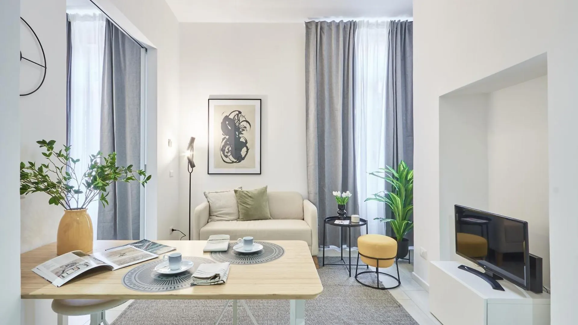 Elegante Appartamento Minimal Dai Tocchi Botanici Μιλάνο Διαμέρισμα
